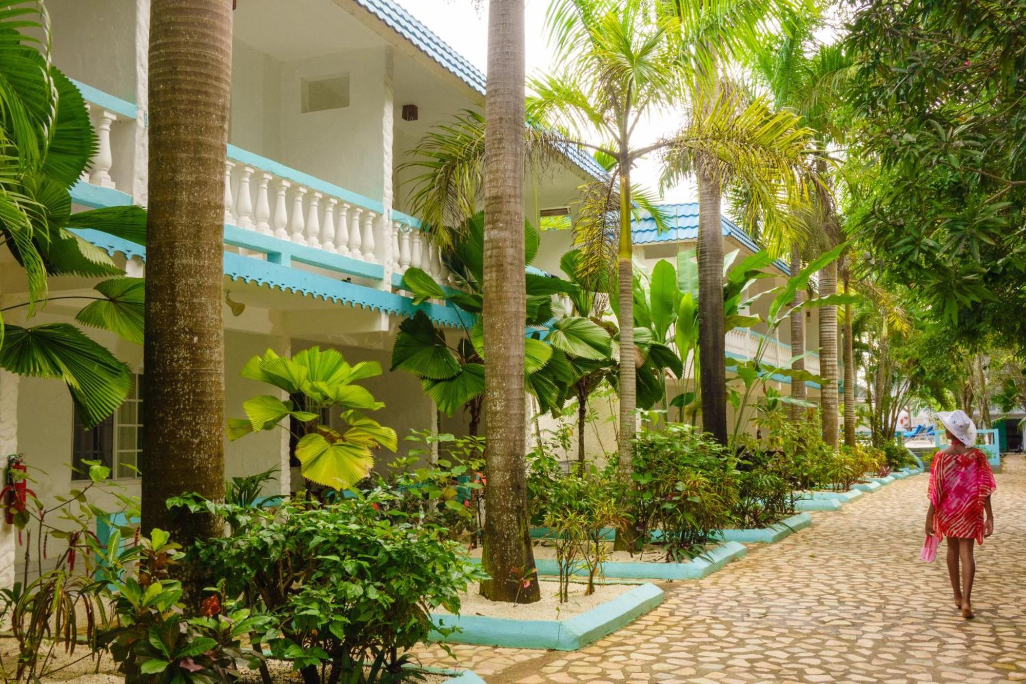 Superior King or Double Room Garden View